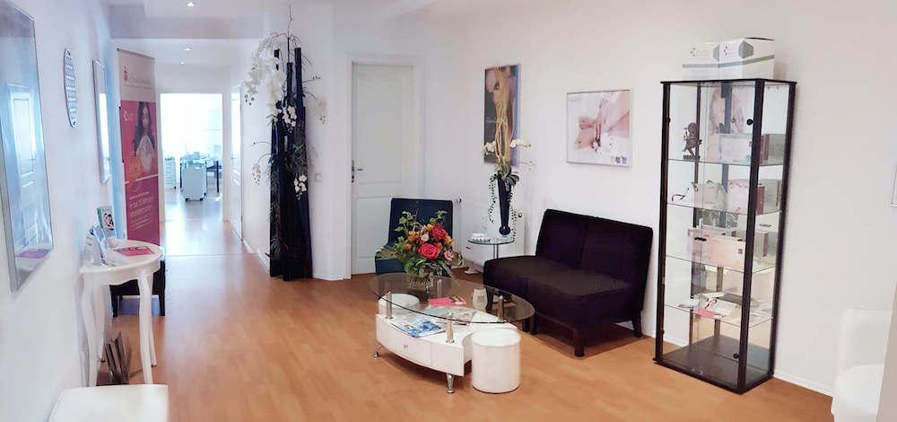 Warteraum Kosmetikstudio Lackschmiede