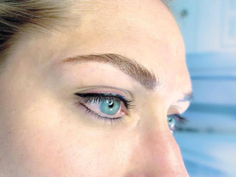 Permanent Make Up Lidstrich